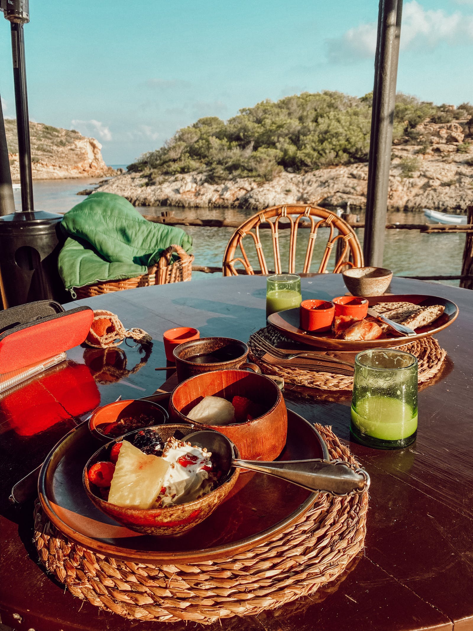 round table placemats