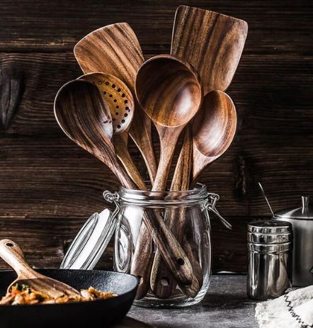 Why Are Wooden Spoons and Utensils Better to Cook With?