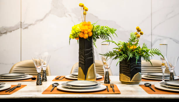 Set of 6 Placemats: A Dining Essential