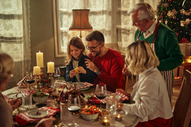 Tilly Living Holiday Placemats: A Festive Addition to Your Table Setting
