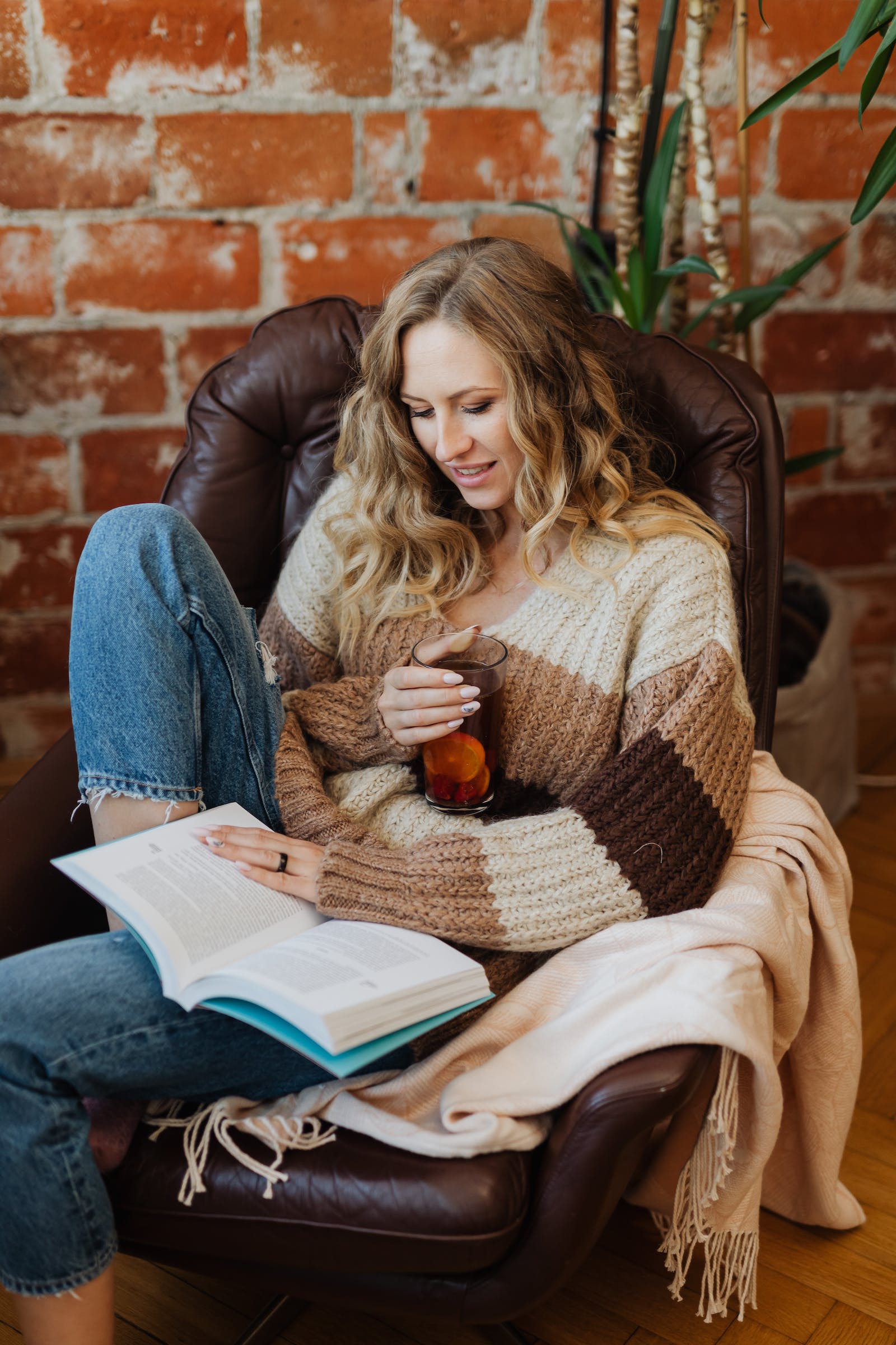 cover for headrest on recliner