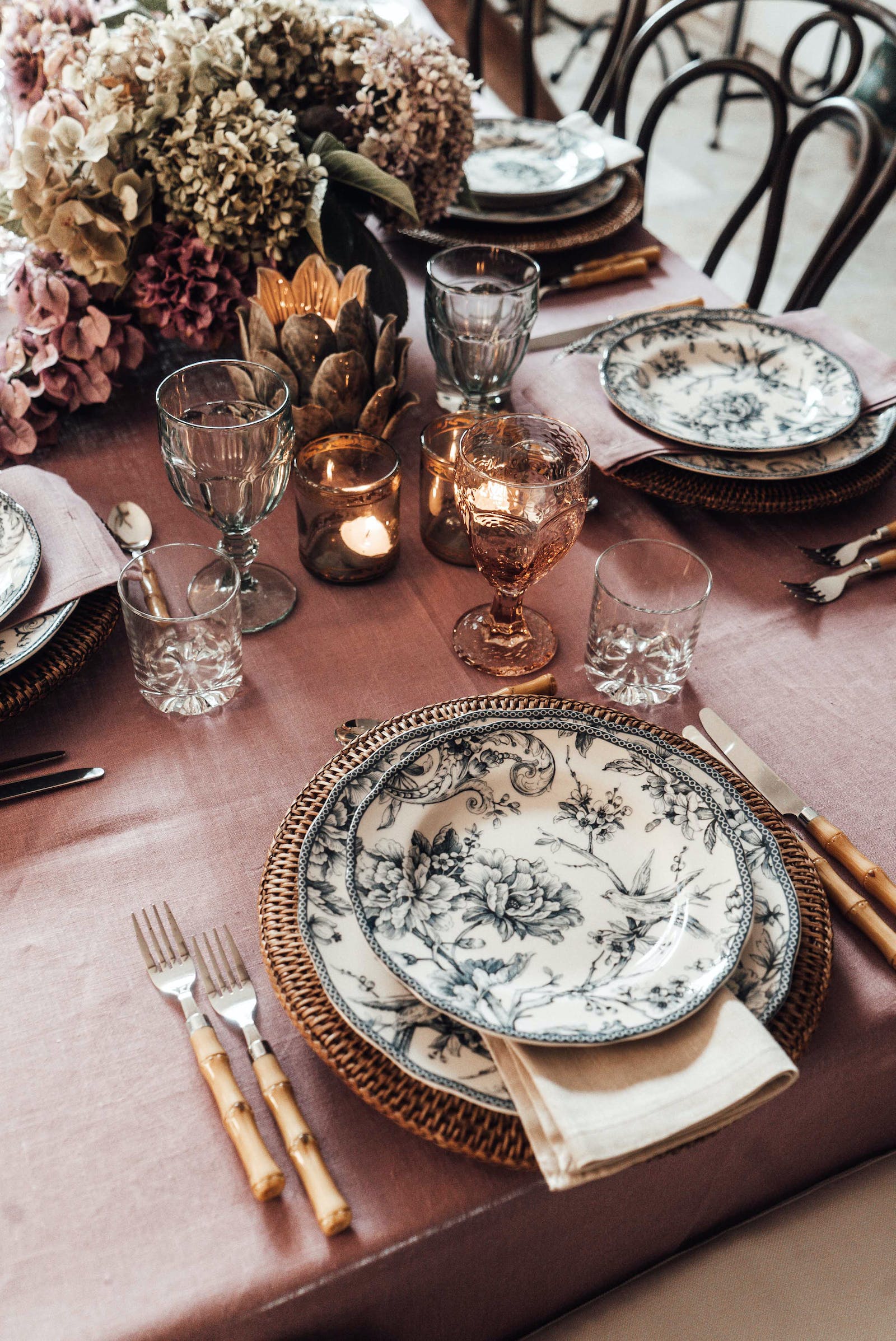 Mastering the Art of Table Setting: Elegance Meets Functionality ...