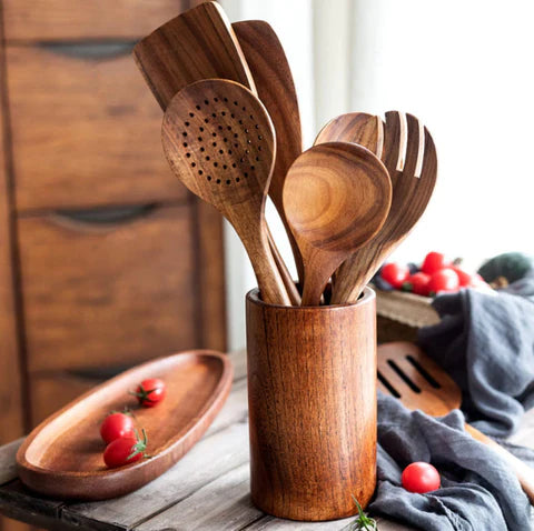 wooden kitchen utensils set