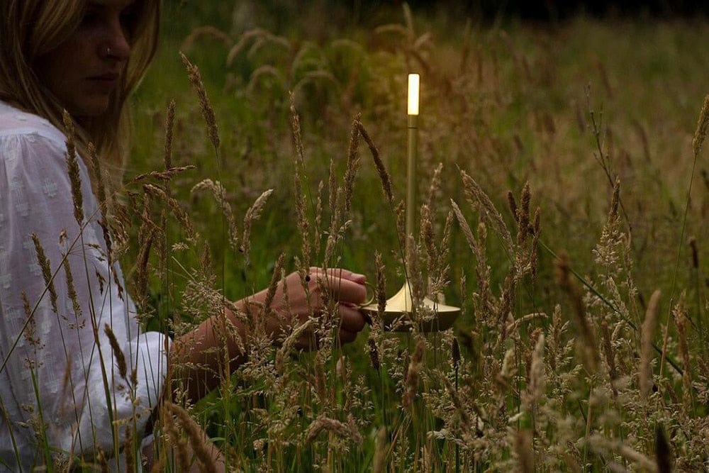 Die Clara Tischlampe