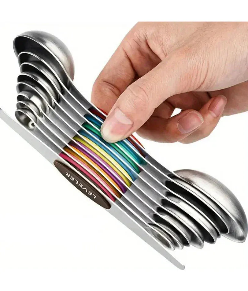 Magnetic stainless steel measuring spoon set